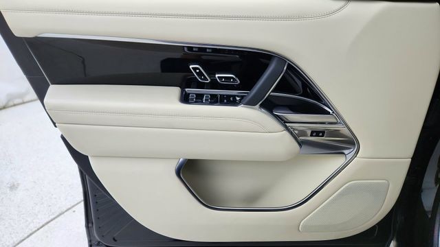 2023 Land Rover Range Rover SE AWD