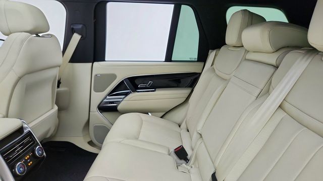 2023 Land Rover Range Rover SE AWD