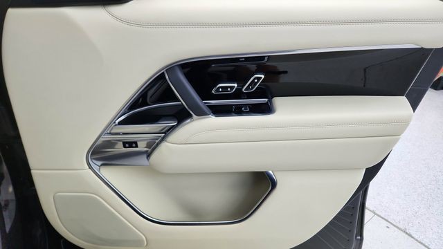 2023 Land Rover Range Rover SE AWD