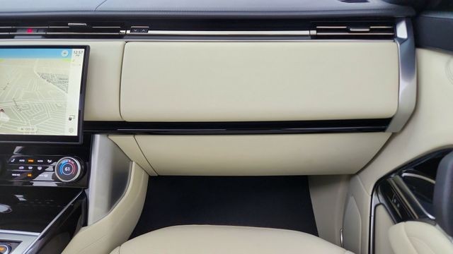 2023 Land Rover Range Rover SE AWD