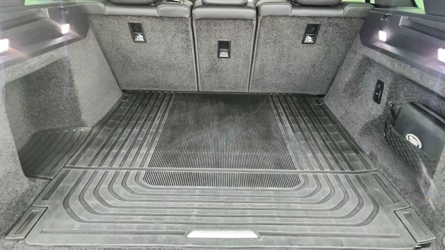 2023 Land Rover Range Rover SE AWD
