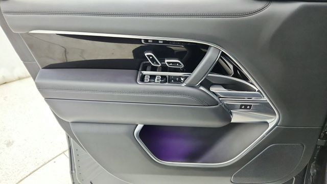 2023 Land Rover Range Rover SE AWD