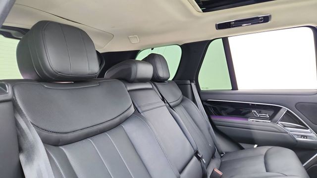 2023 Land Rover Range Rover SE AWD