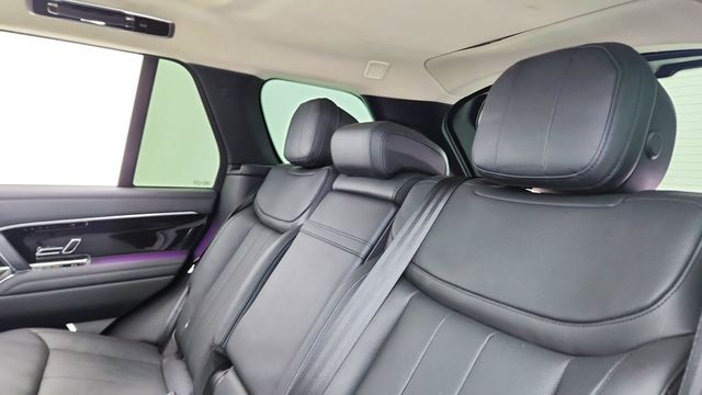 2023 Land Rover Range Rover SE AWD