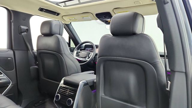 2023 Land Rover Range Rover SE AWD