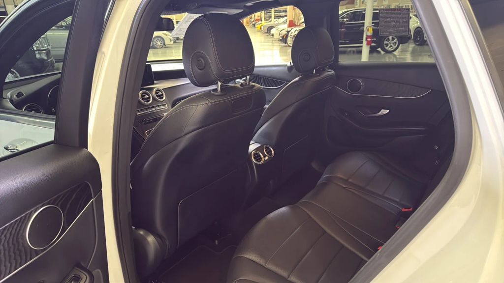 2018 Mercedes-Benz GLC GLC 300 AWD