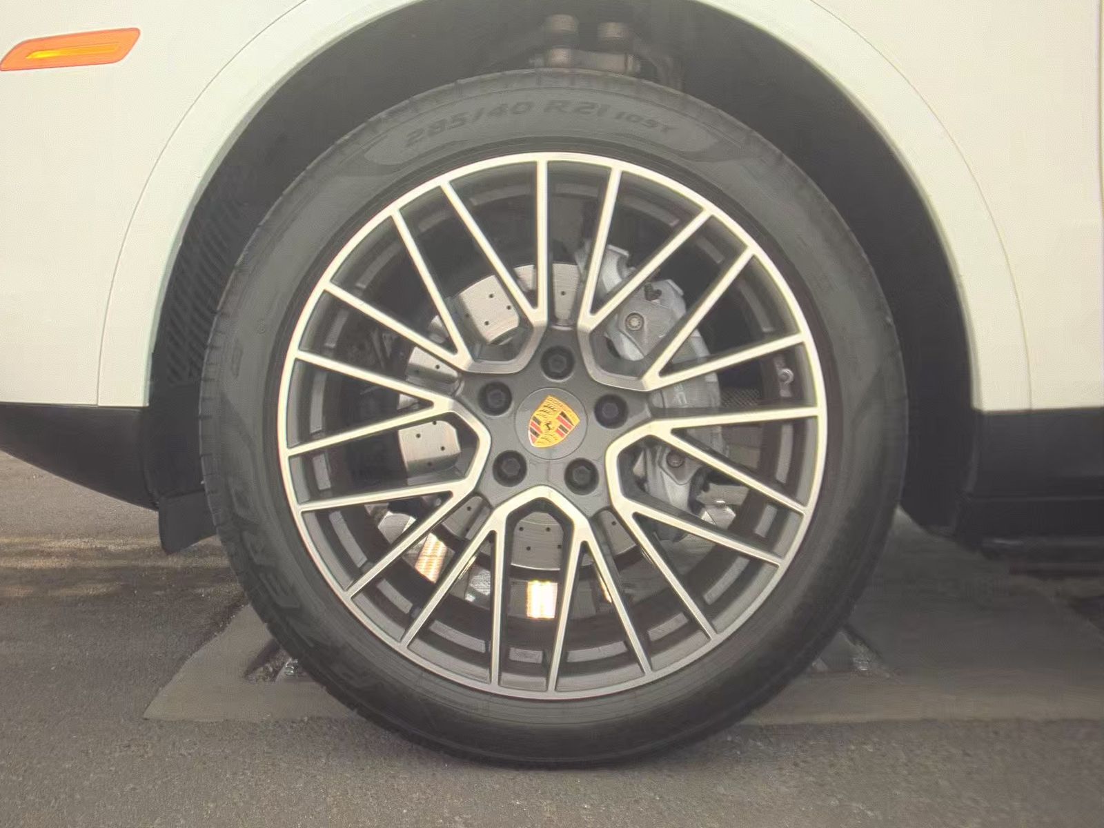 PORSCHE CAYENNE - 10
