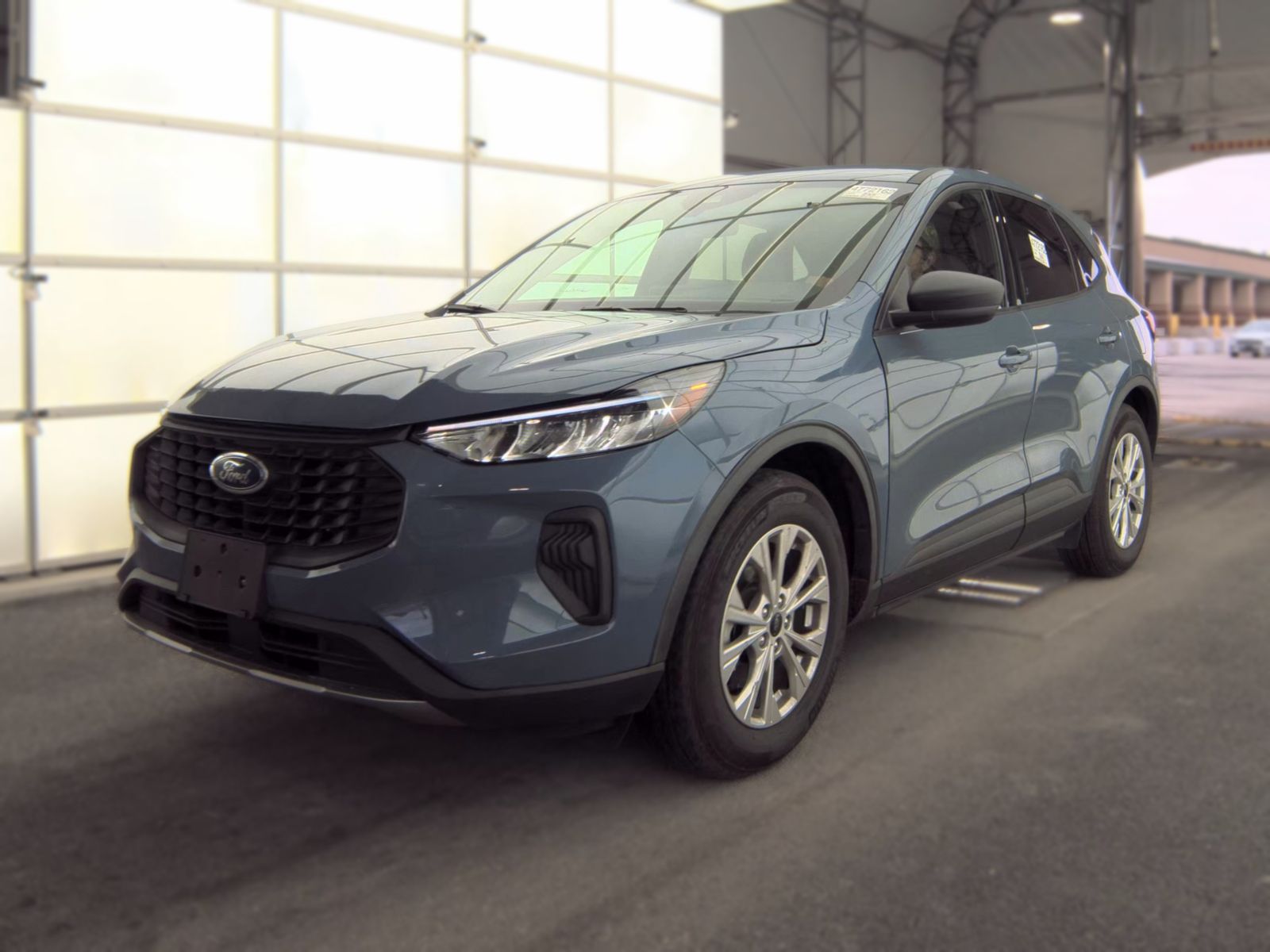 FORD ESCAPE - 1