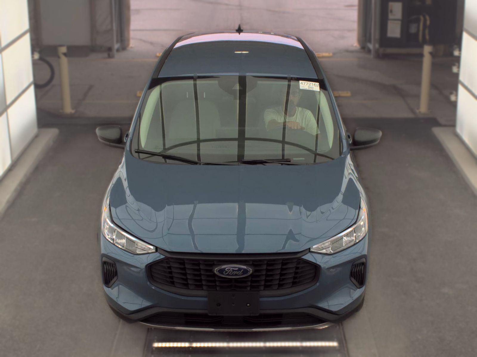 FORD ESCAPE - 3