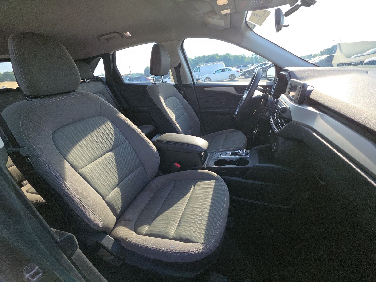 FORD ESCAPE - 9