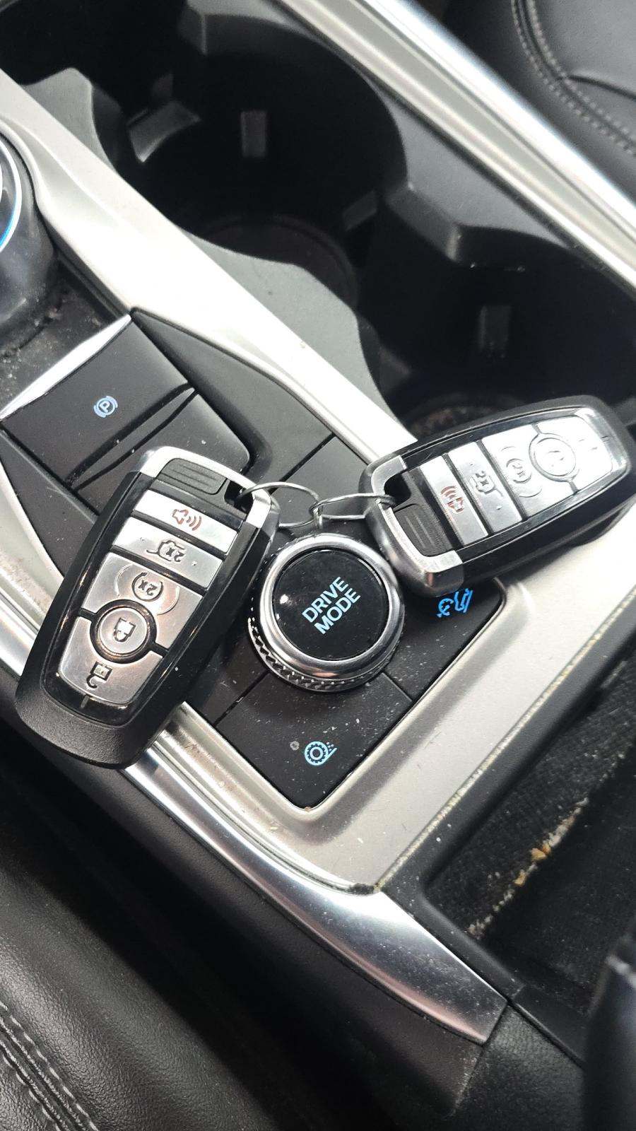 2023 Ford Explorer XLT AWD