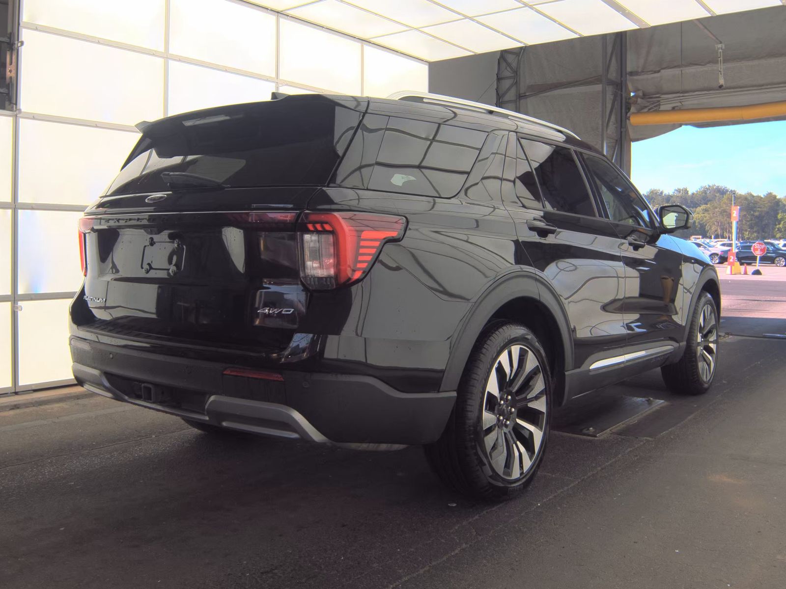 FORD EXPLORER - 5