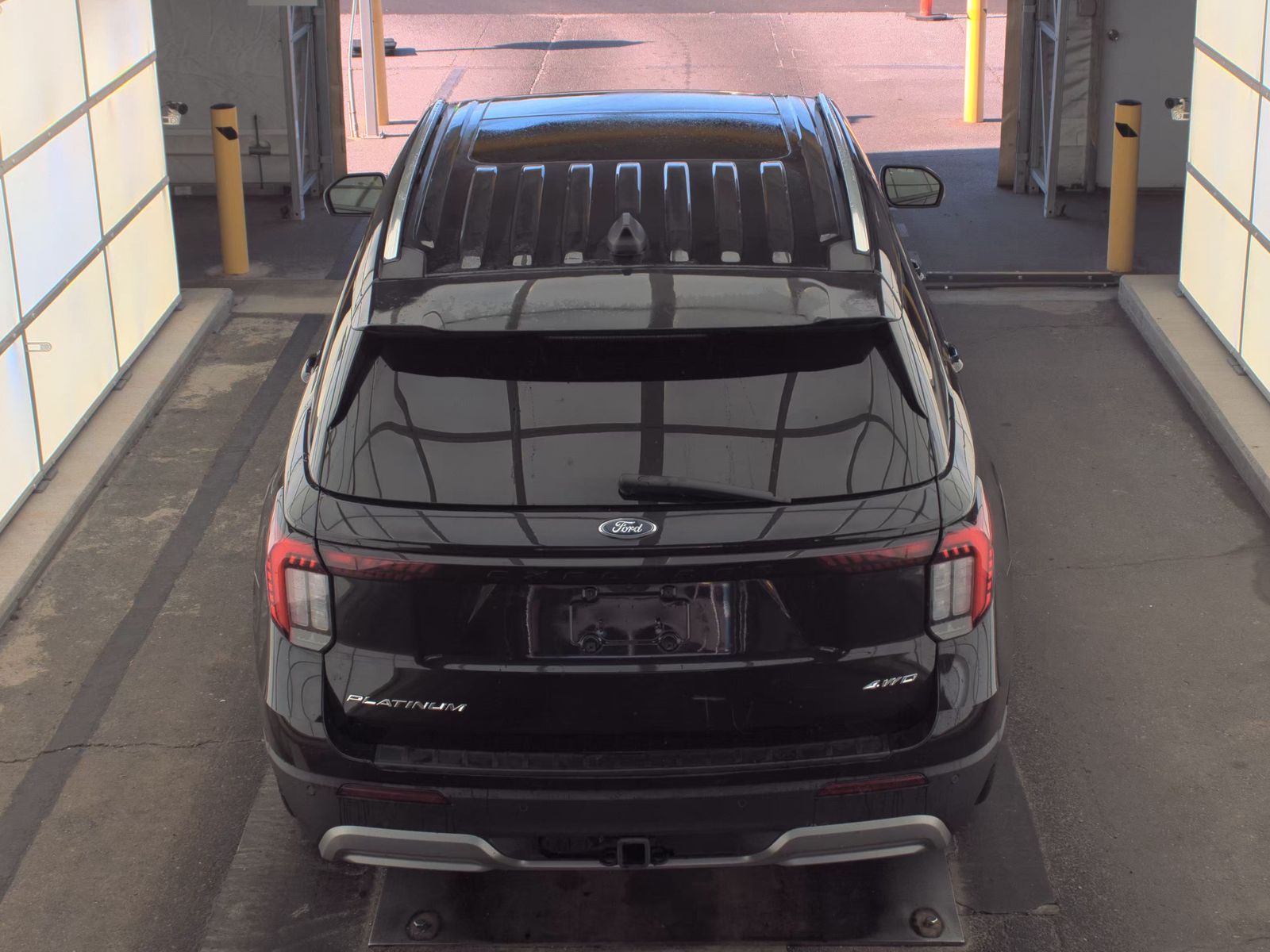 FORD EXPLORER - 6