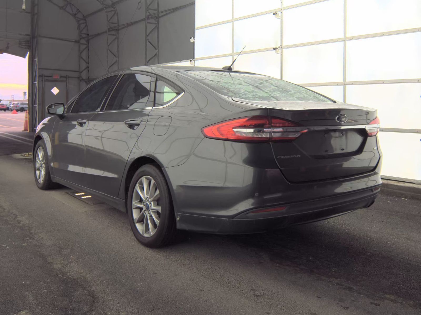 FORD FUSION - 9