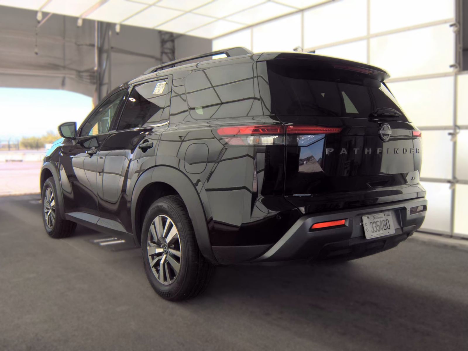 2026 Nissan Pathfinder SL FWD