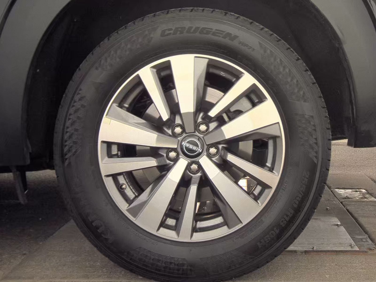 2026 Nissan Pathfinder SL FWD