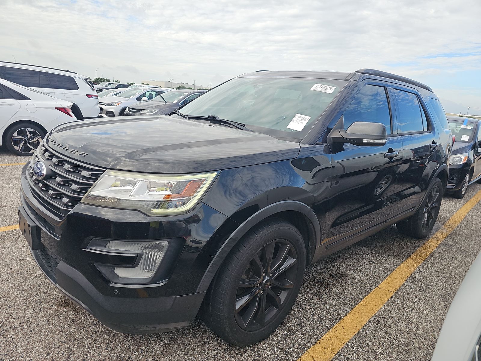 2017 Ford Explorer XLT FWD