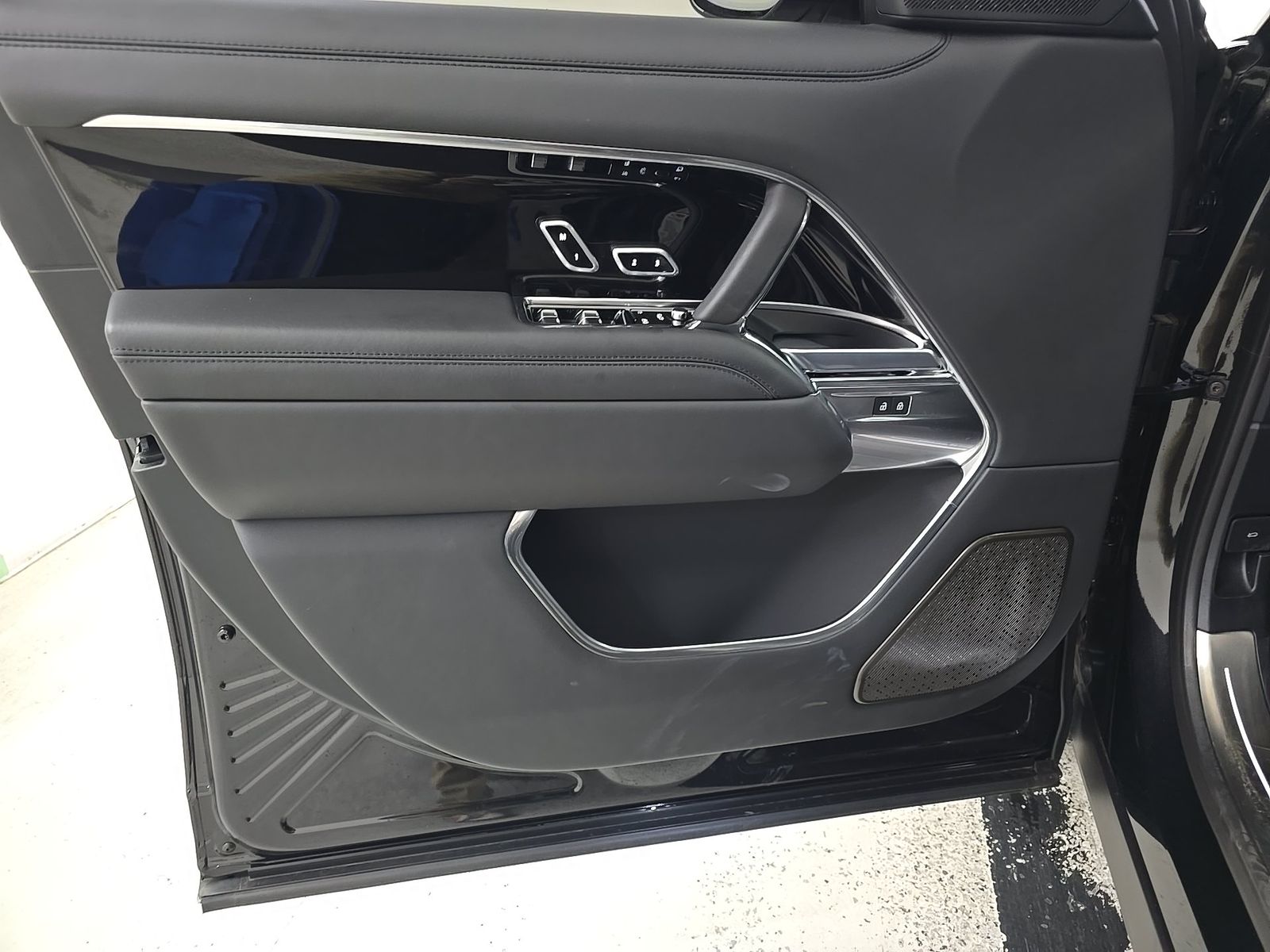 LAND ROVER RANGE ROVER - 10