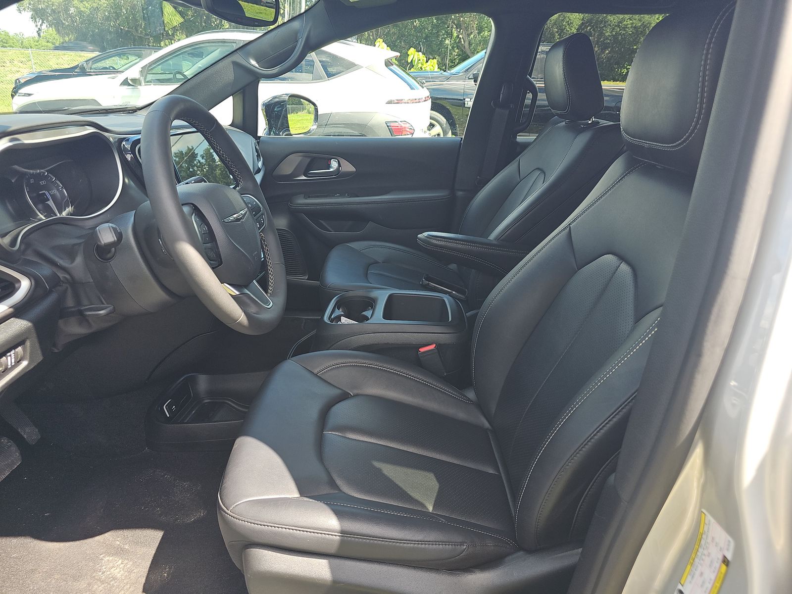 2026 Chrysler Pacifica Select FWD