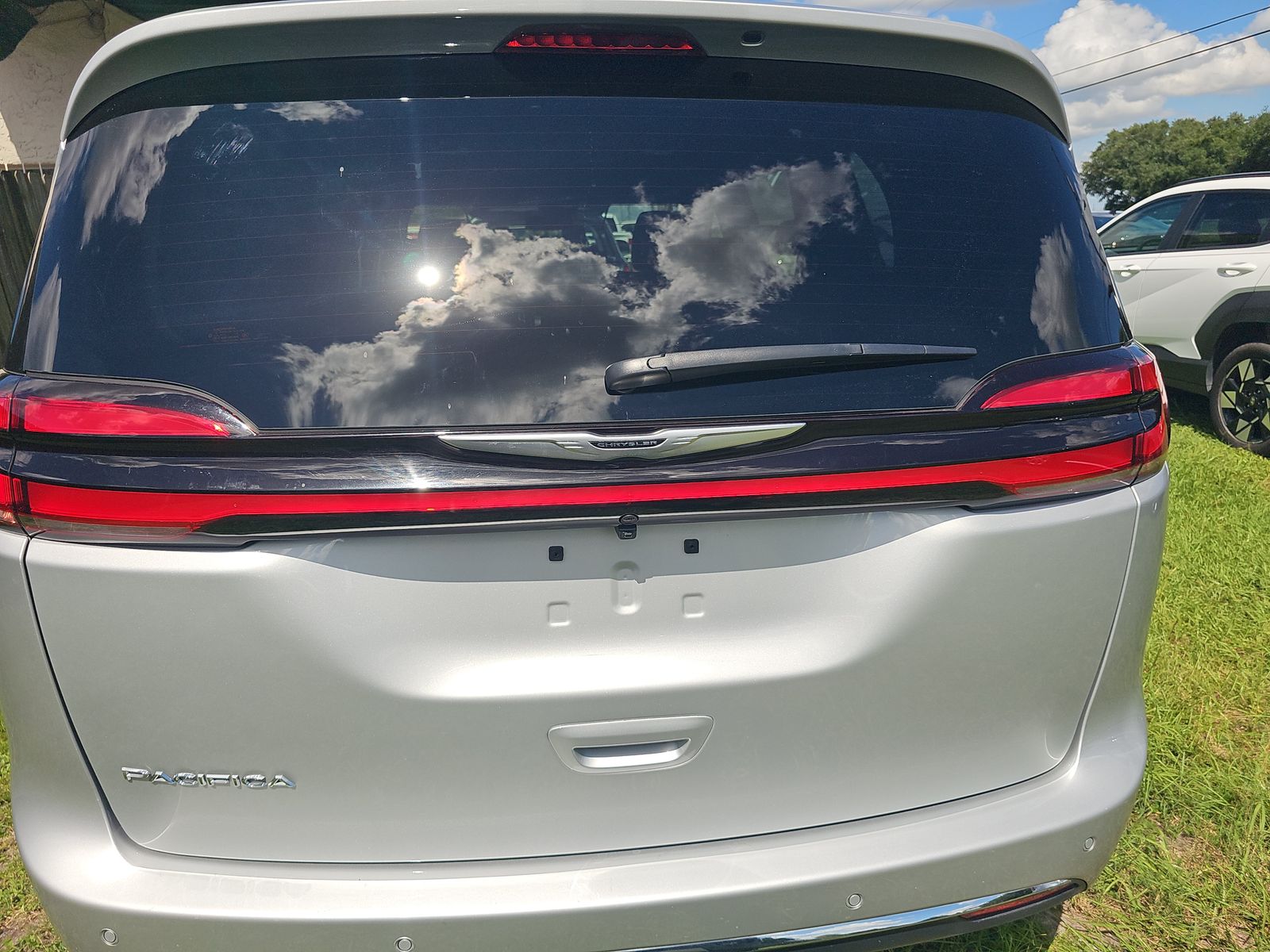 2026 Chrysler Pacifica Select FWD