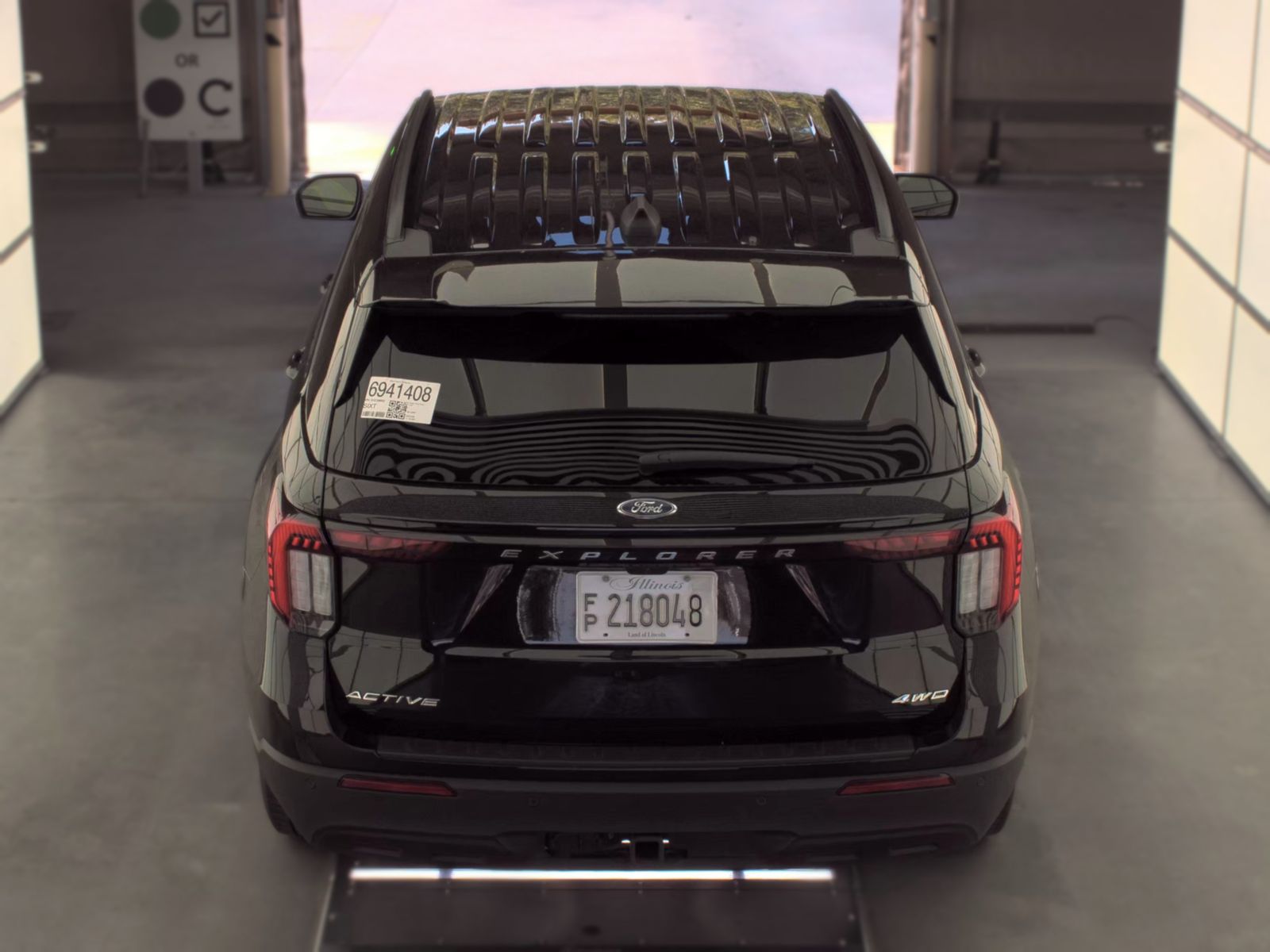 2025 Ford Explorer Active AWD