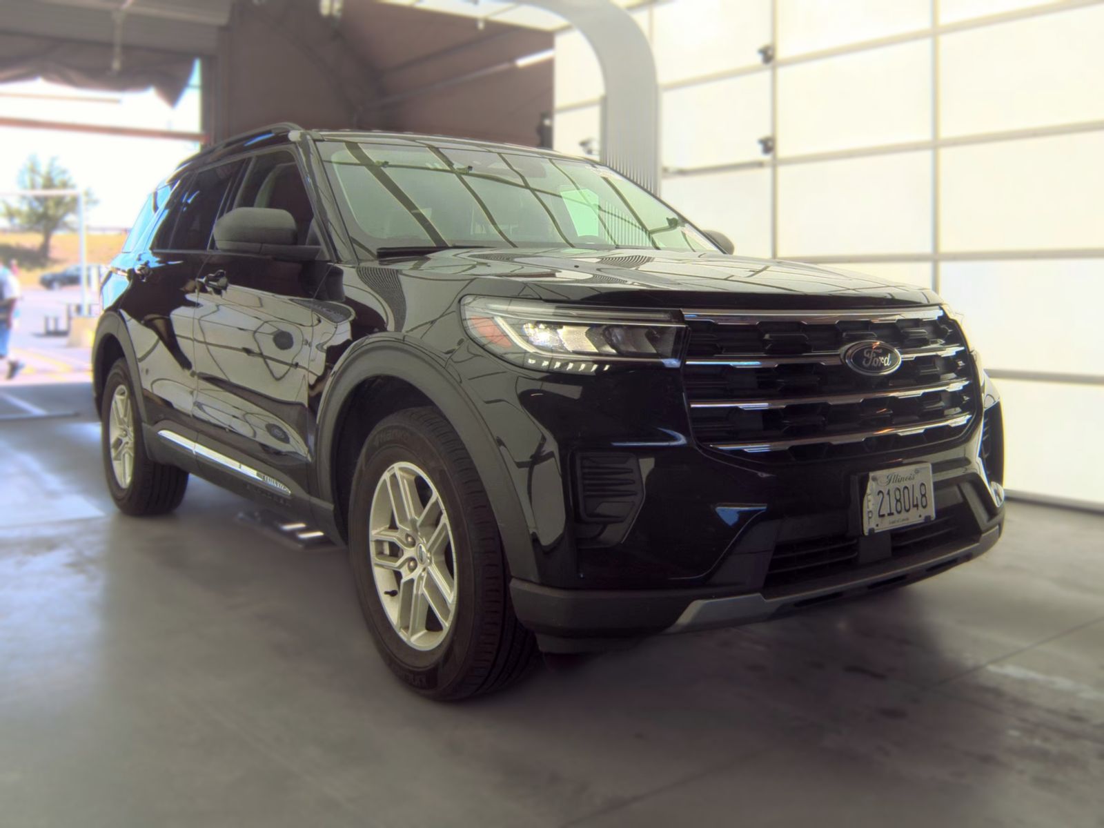 2025 Ford Explorer Active AWD