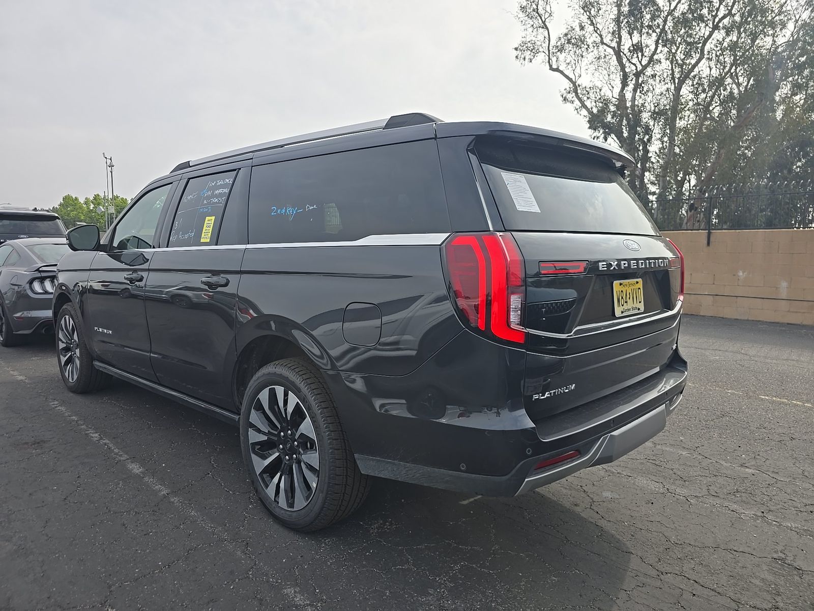 FORD EXPEDITION MAX - 7