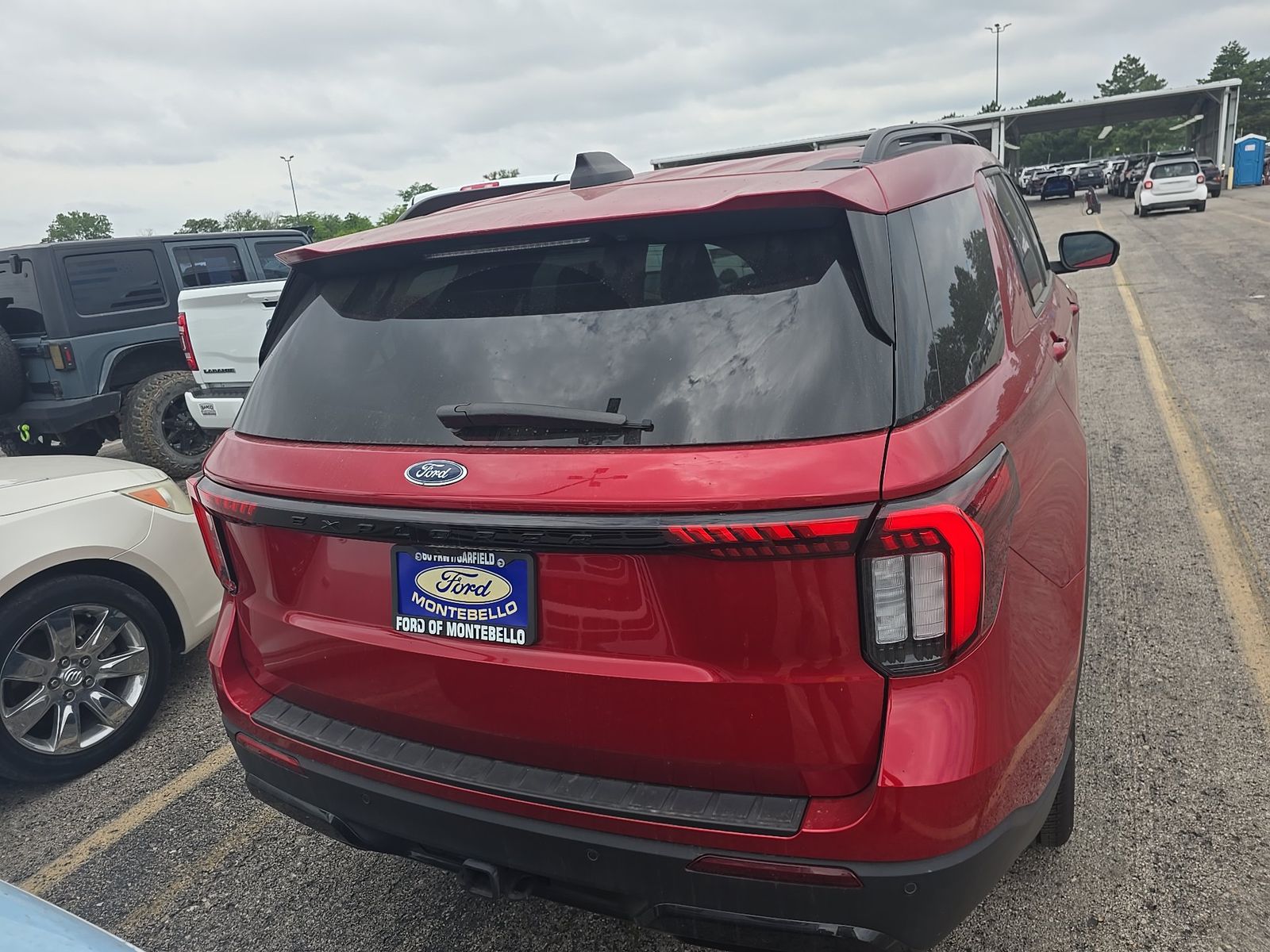 FORD EXPLORER - 6