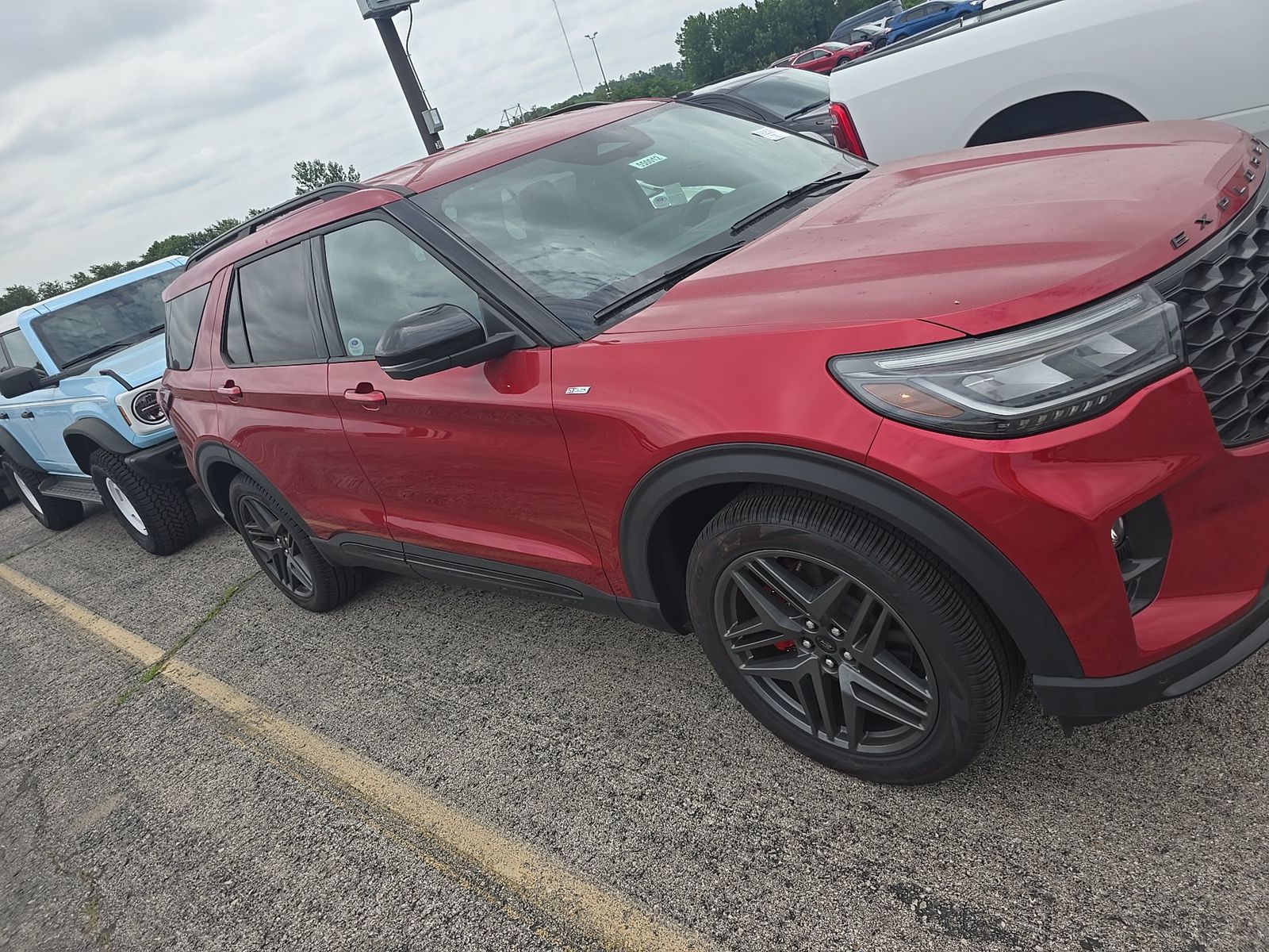 FORD EXPLORER - 4