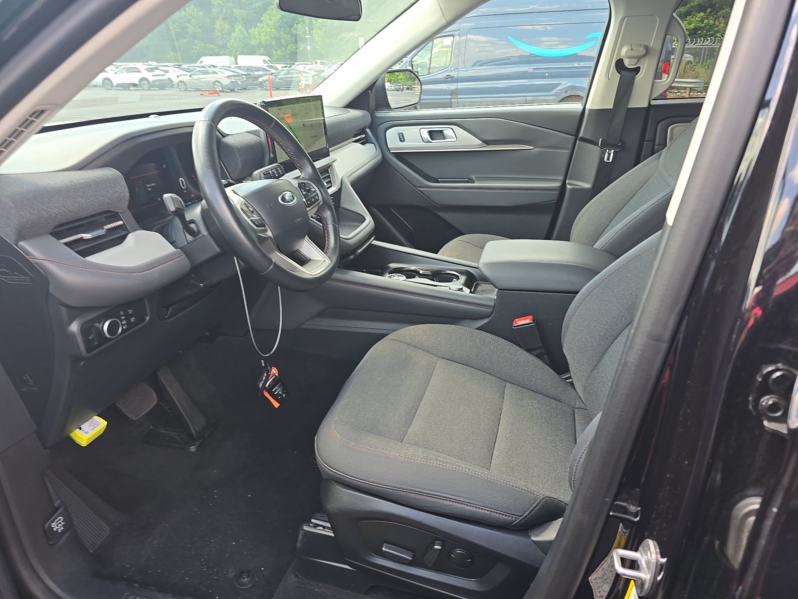 2025 Ford Explorer Active AWD