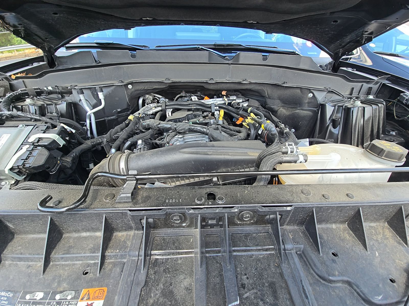 2025 Ford Explorer Active AWD