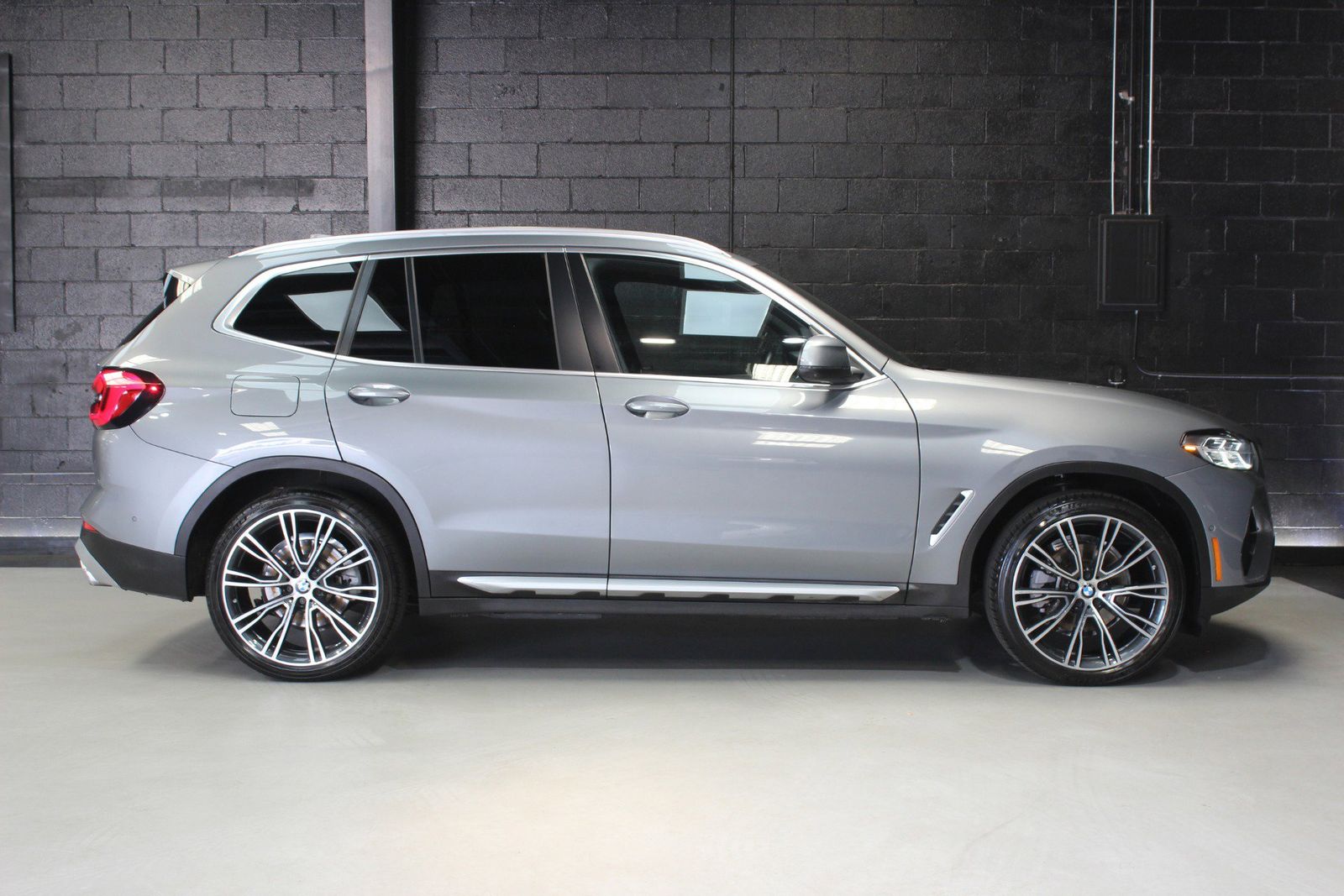 2023 BMW X3 xDrive30i AWD