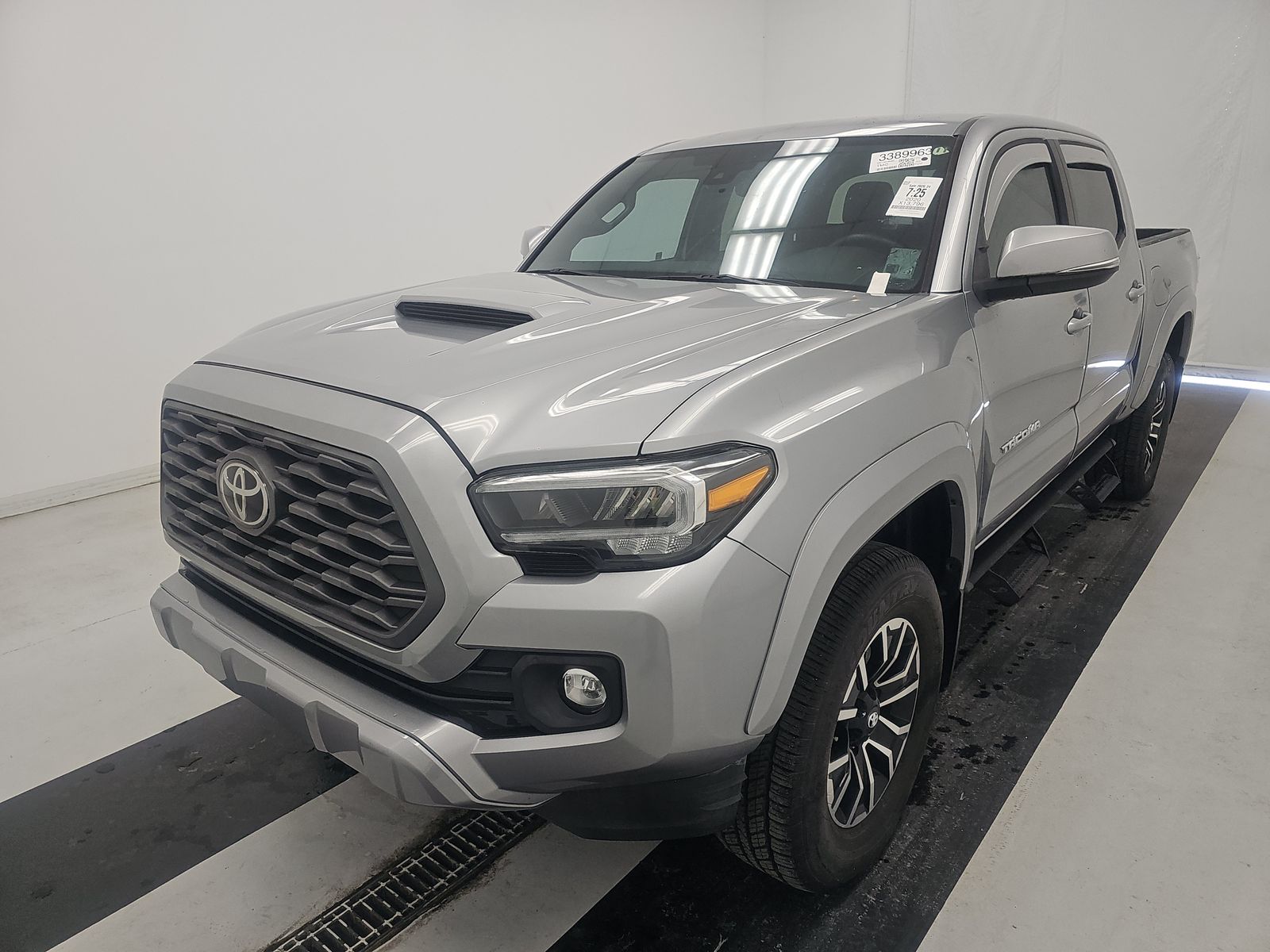 2020 Toyota Tacoma TRD Sport RWD