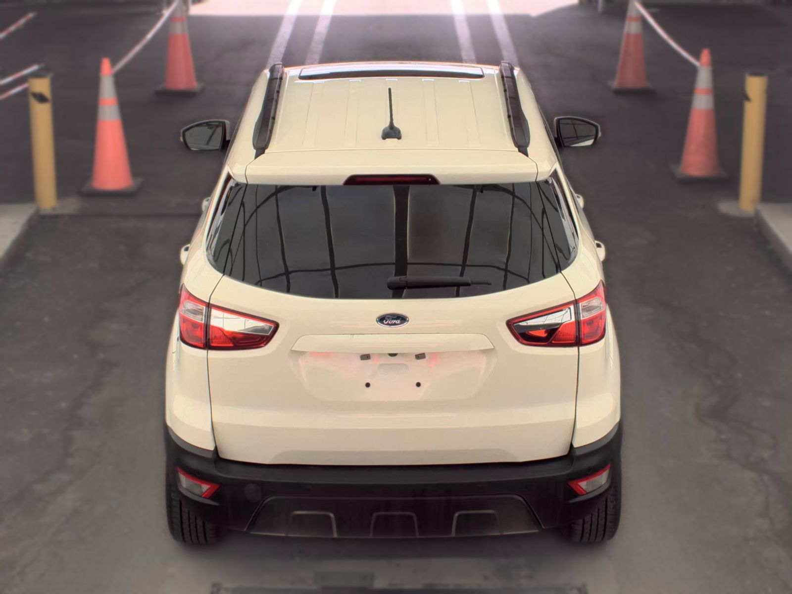 FORD ECOSPORT - 7