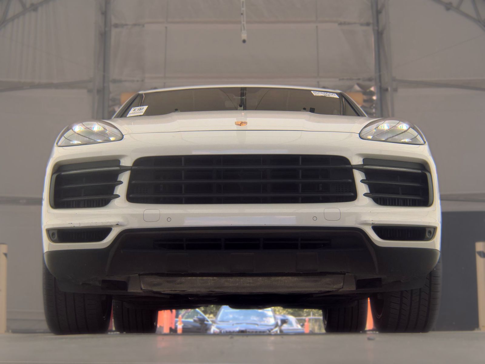 PORSCHE CAYENNE - 4