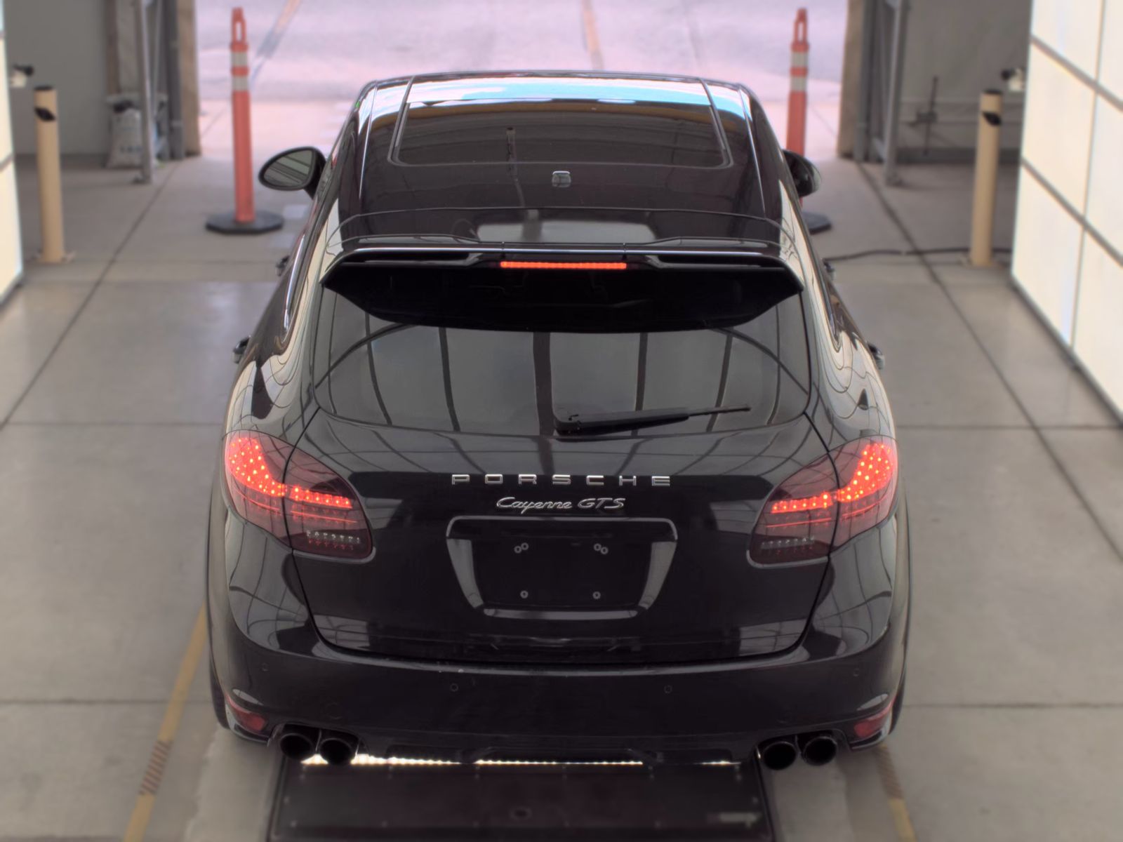 PORSCHE CAYENNE - 7