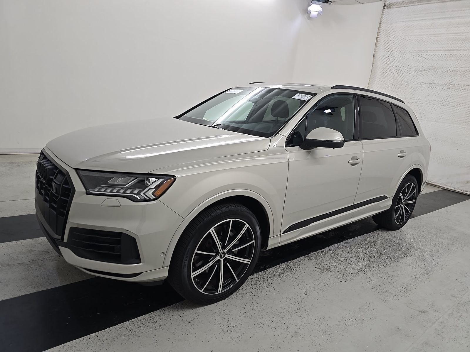 2023 Audi Q7 Premium Plus AWD