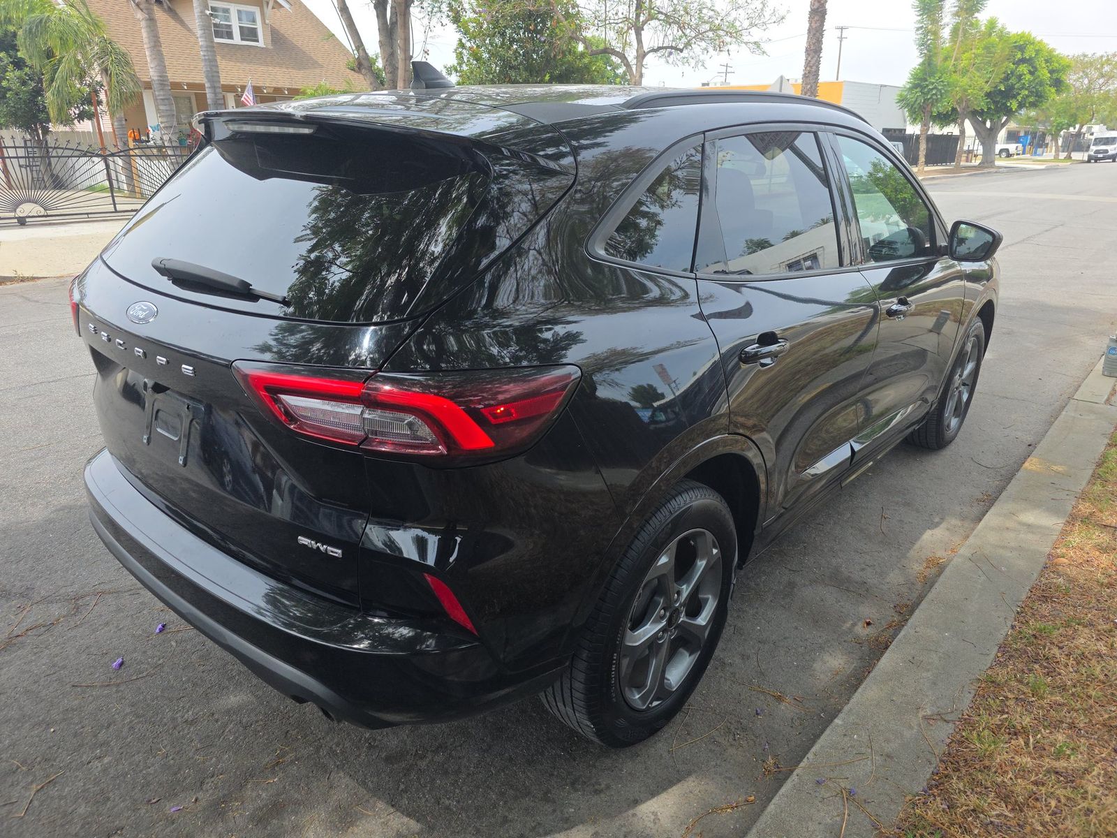 FORD ESCAPE - 5