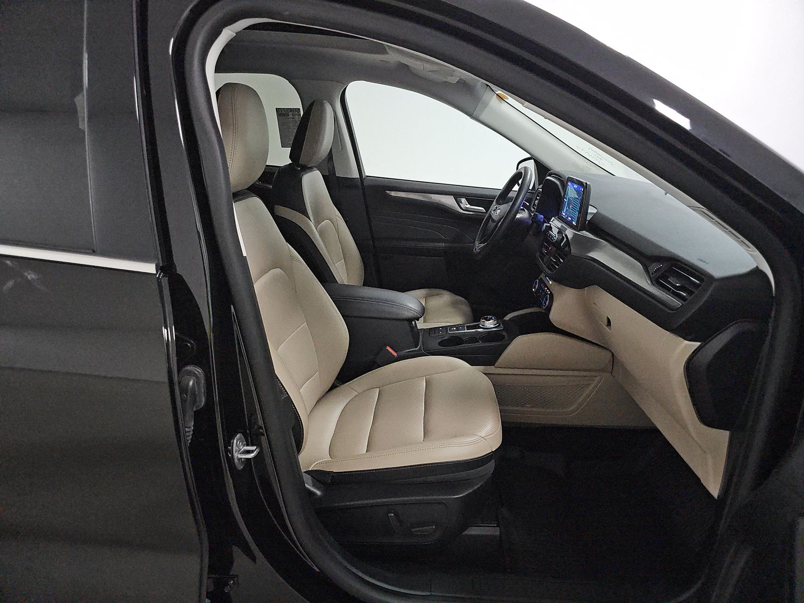 FORD ESCAPE - 9