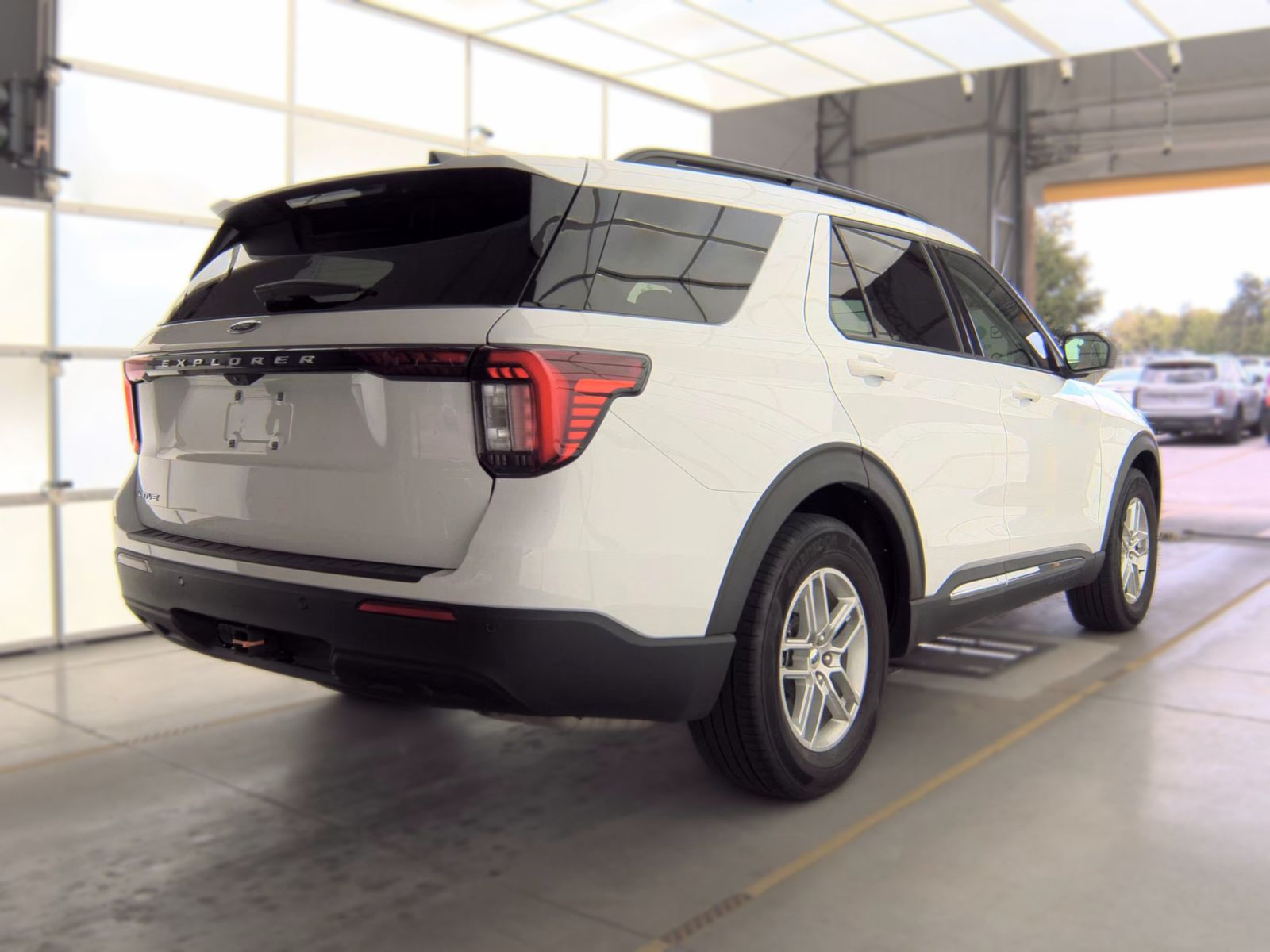 FORD EXPLORER - 6