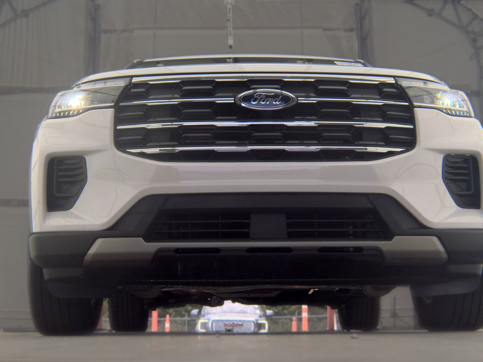 FORD EXPLORER - 4