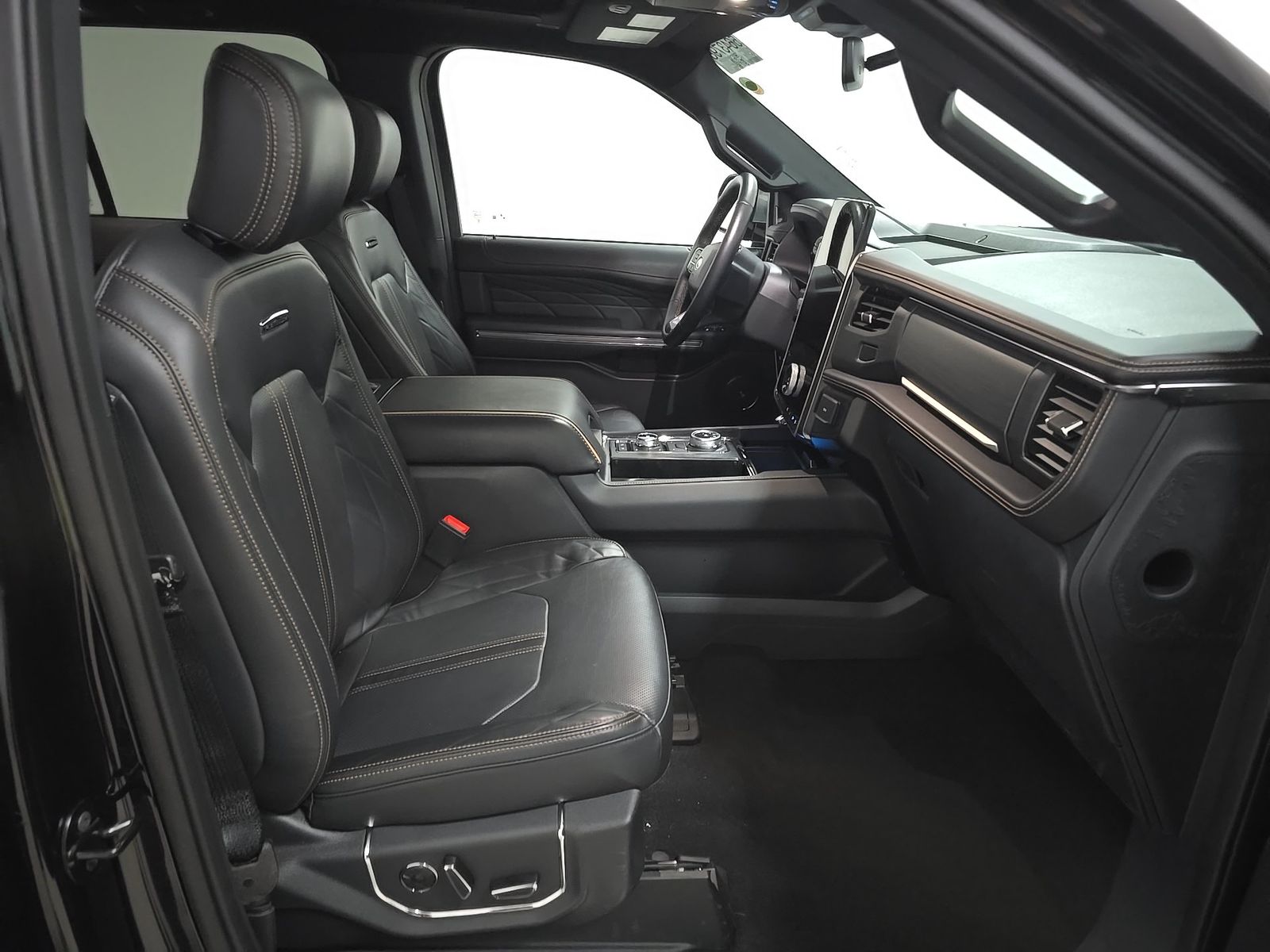 FORD EXPEDITION MAX - 9