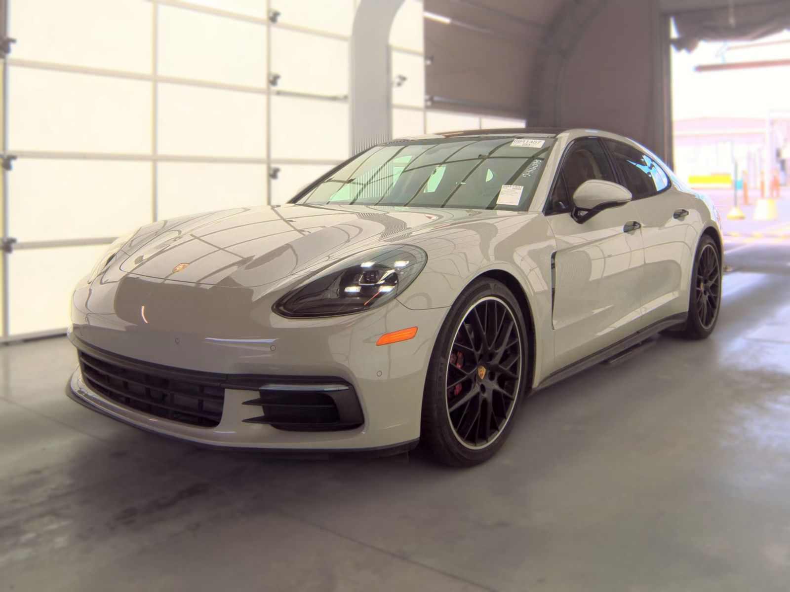 2018 Porsche Panamera Base RWD