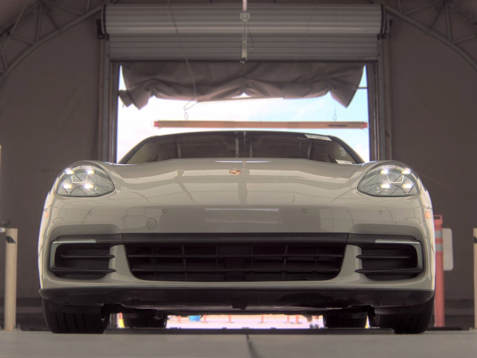 2018 Porsche Panamera Base RWD