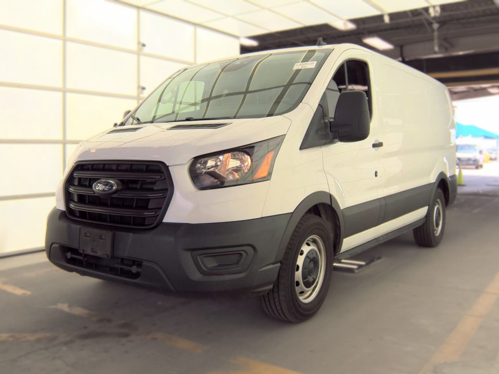 FORD TRANSIT 150 - 1