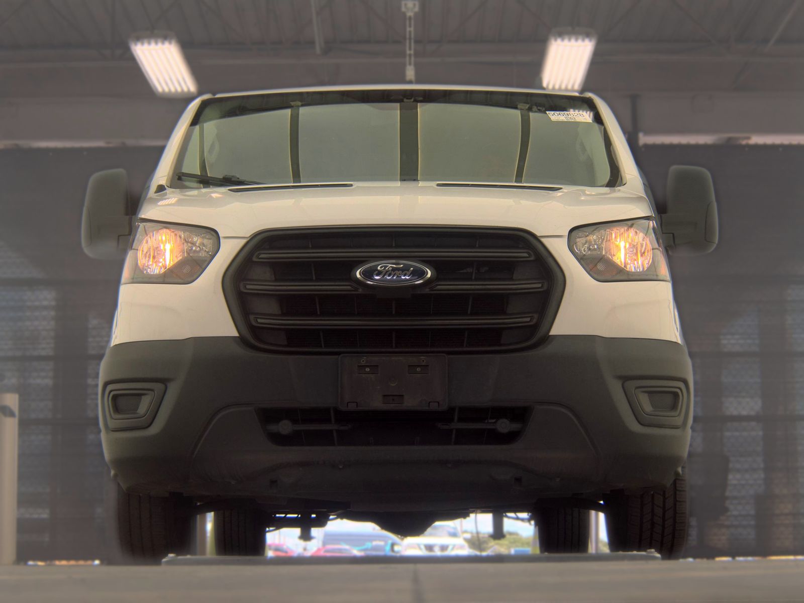 FORD TRANSIT 150 - 4