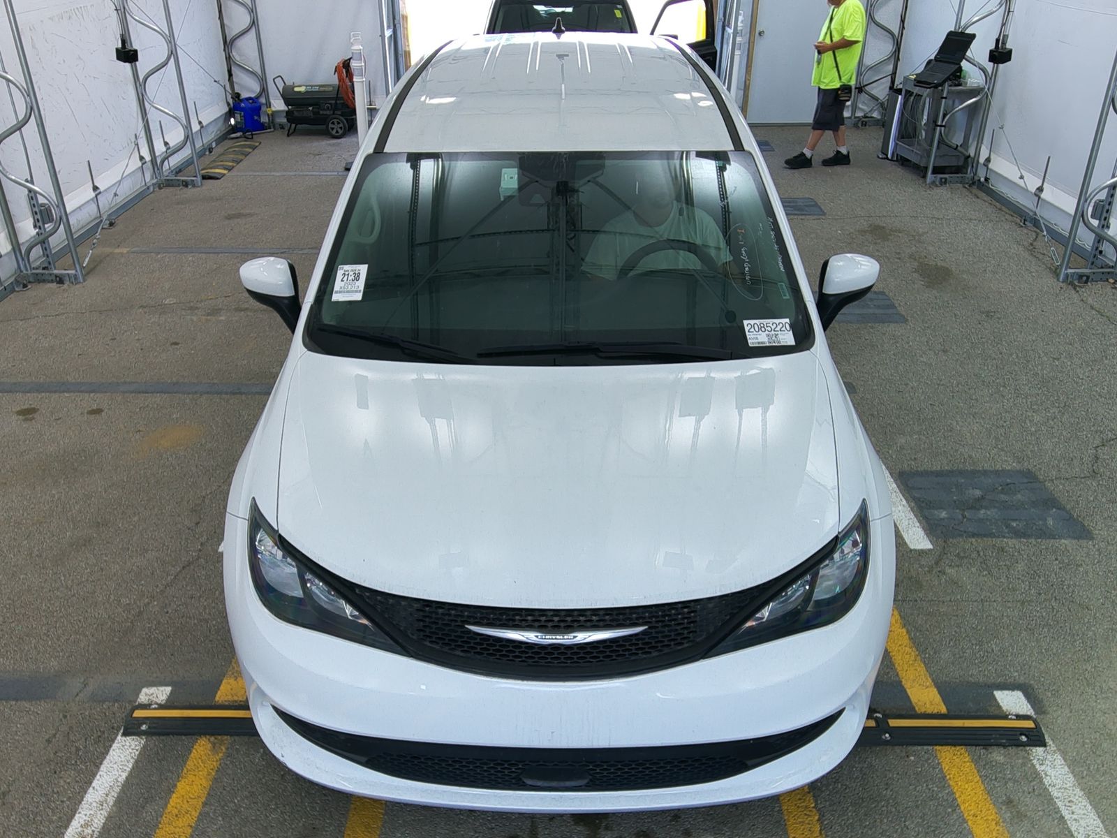 CHRYSLER VOYAGER - 3