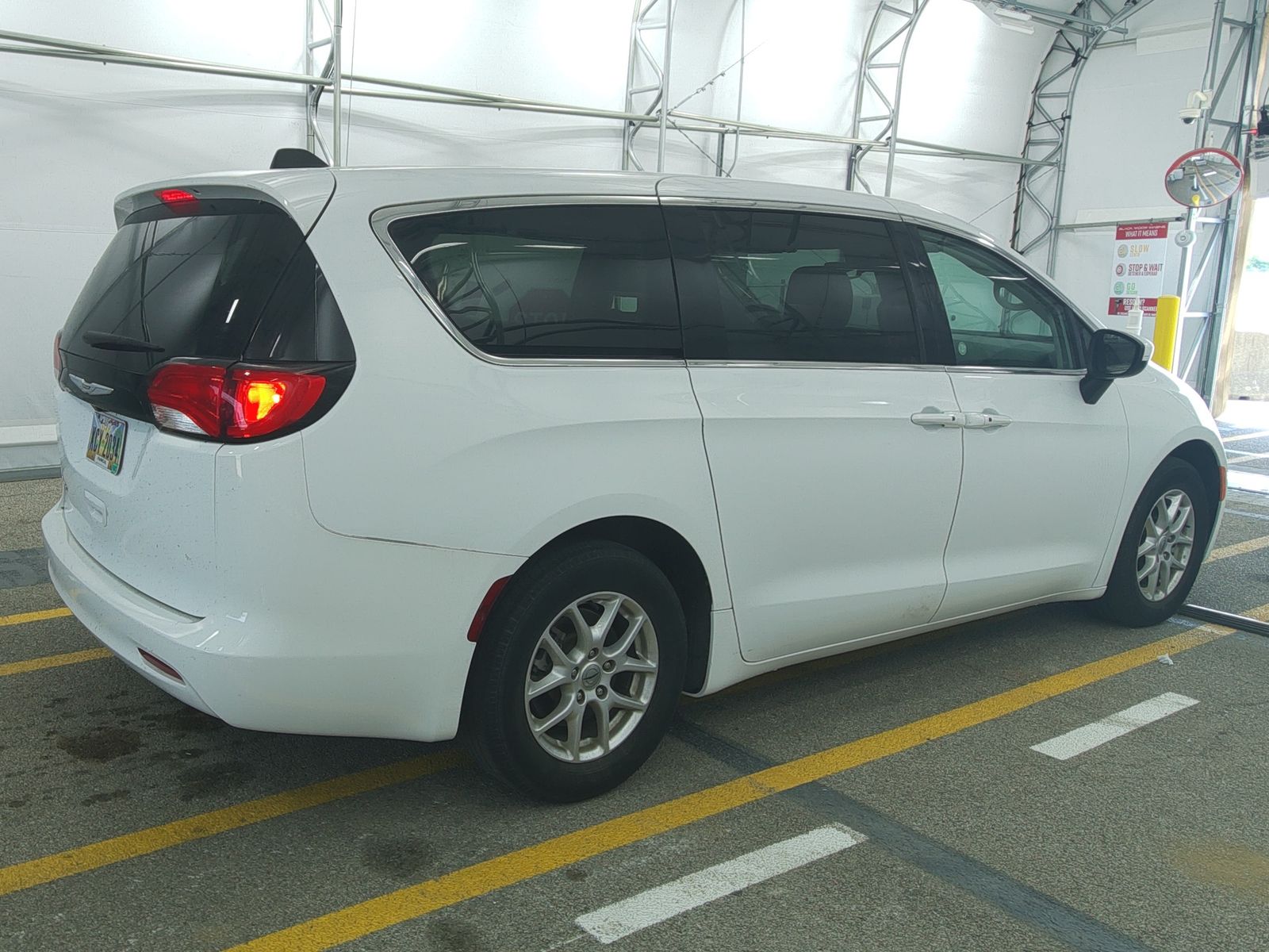CHRYSLER VOYAGER - 5