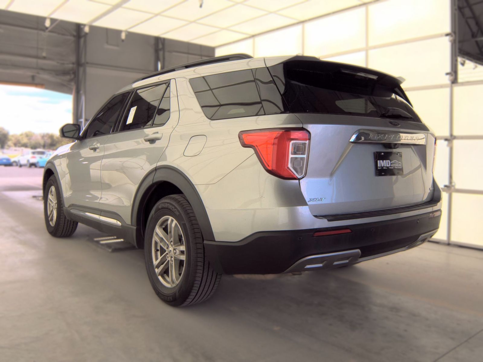 FORD EXPLORER - 9