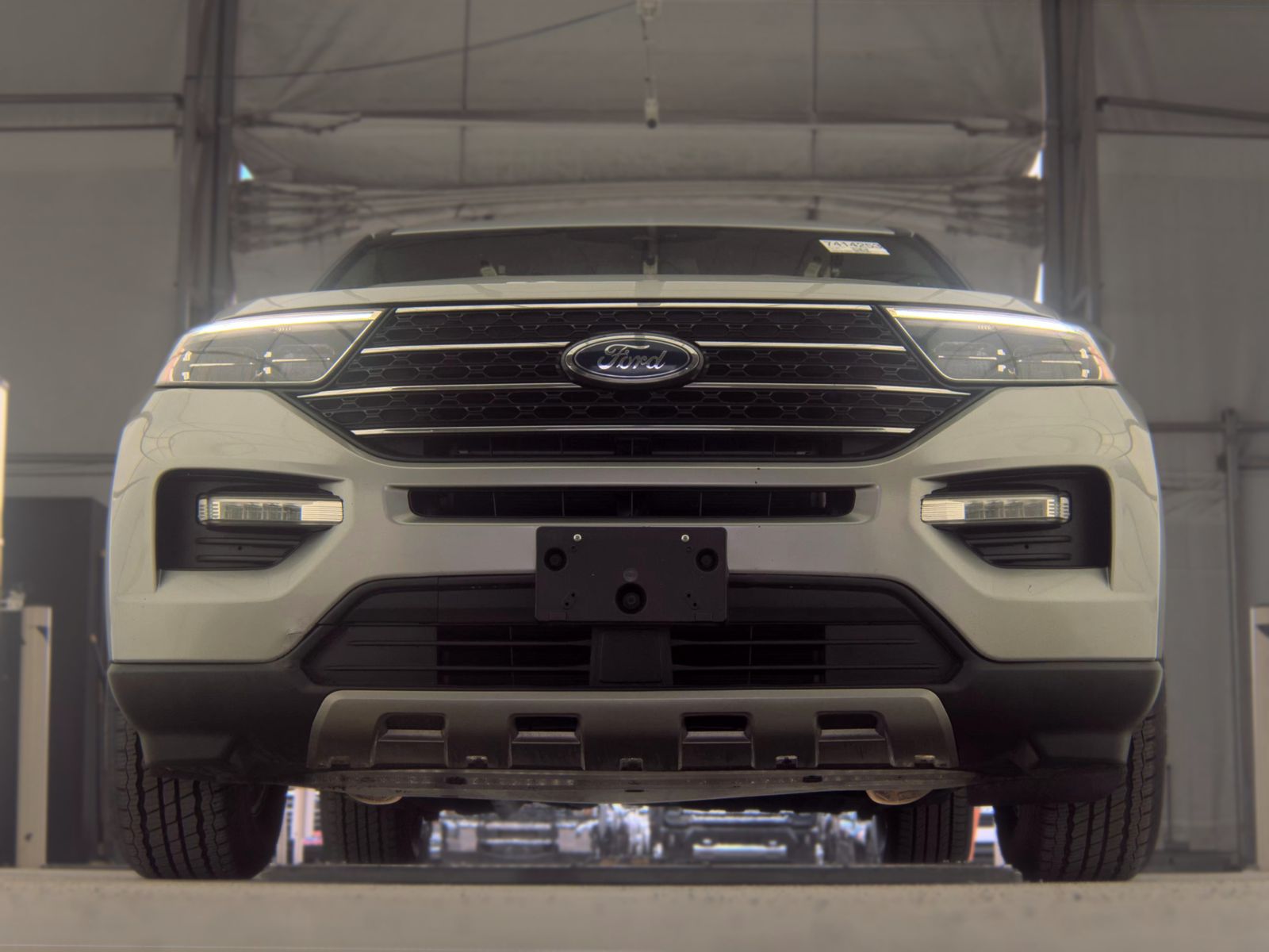 FORD EXPLORER - 4